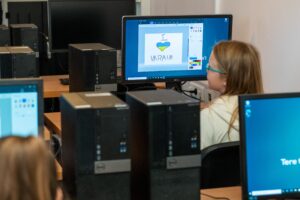 With the help of GreenDice tech circulation, Räägu school received a computer class worth 10,000 euros